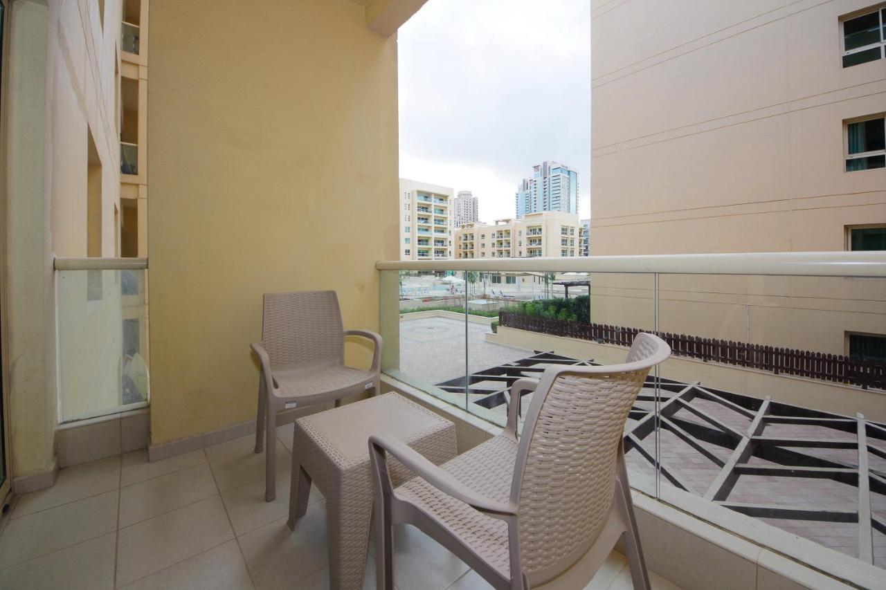 New Arabian Al Dhafra 2 The Greens 1 Br Dubai Exterior photo