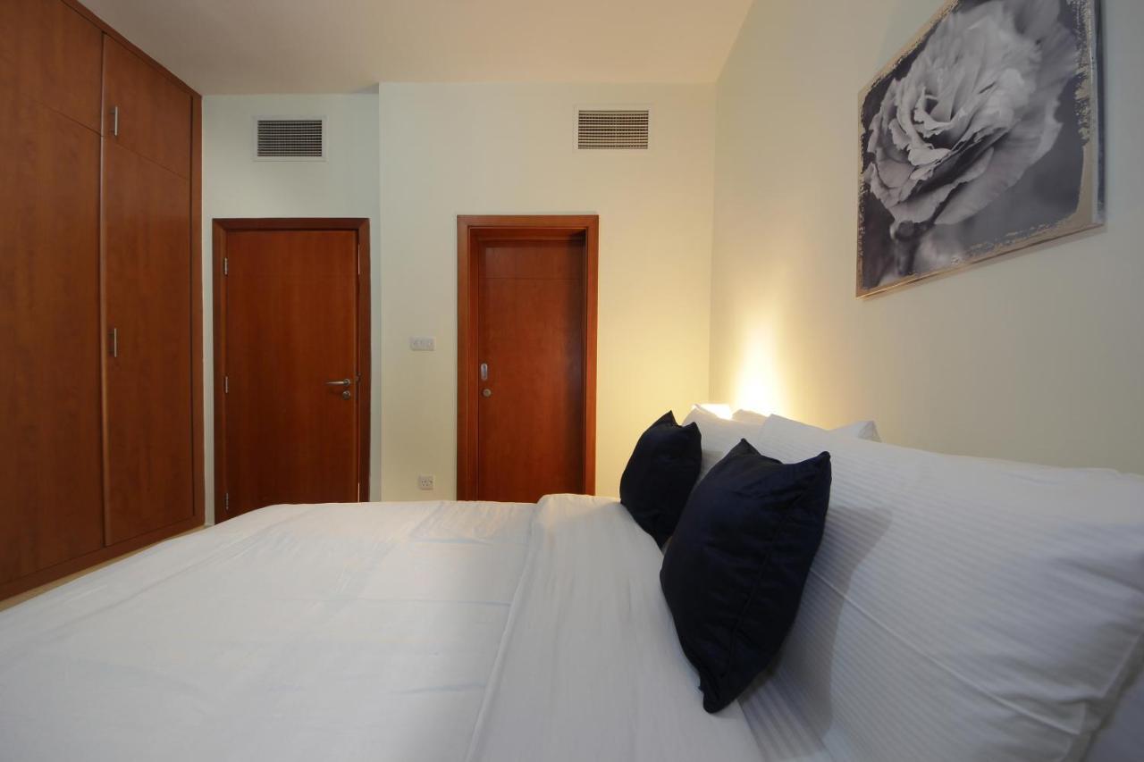 New Arabian Al Dhafra 2 The Greens 1 Br Dubai Exterior photo